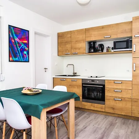 Apartament Jedro