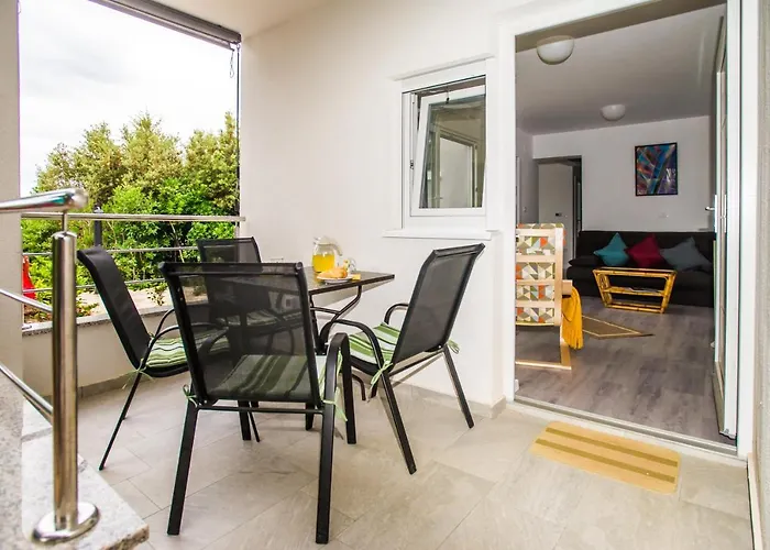 Jedro 아파트 돈제페트레케인