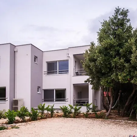 Apartament Jedro *