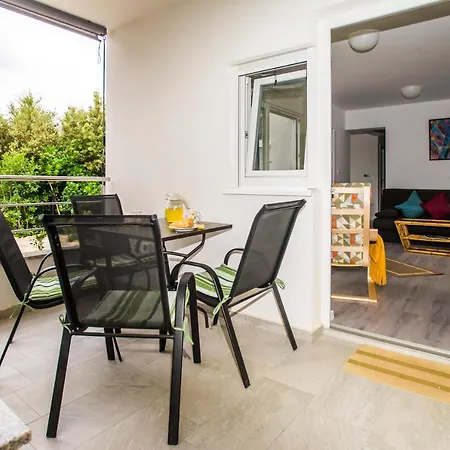 Jedro Apartament Petrčane